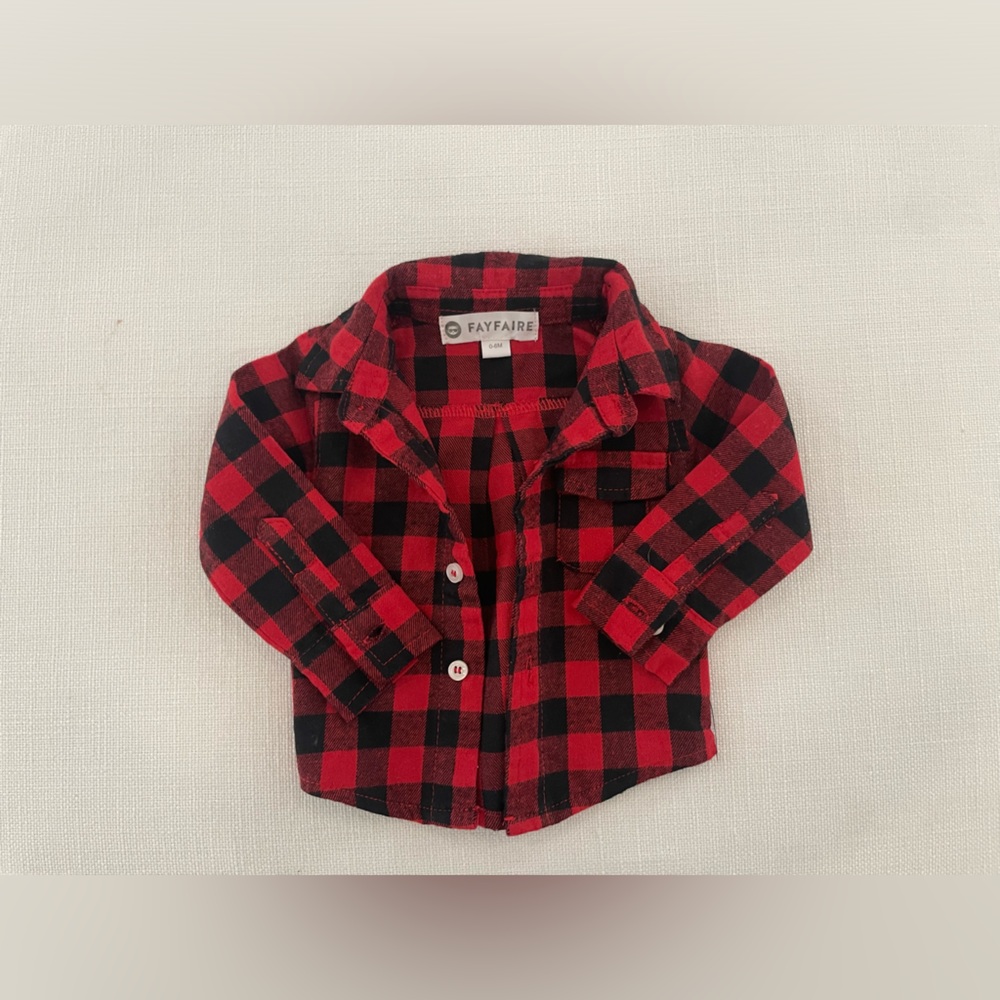 👶🏻 ❤️ Baby BUFFALO CHECK plaid flannel shirt for baby boy in size 0-6 Months!